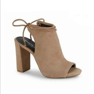Kenneth Cole NY booties